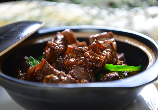 蒜香羊肉煲