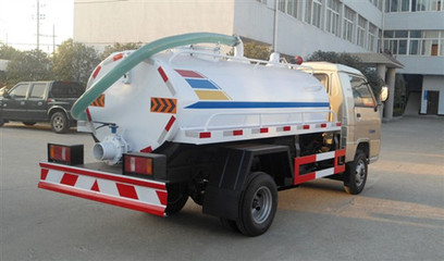 四平地區(qū)吸糞車價(jià)格及選購指南
